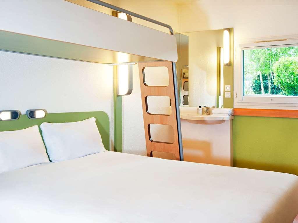 Ibis Budget Frejus Saint Raphael Capitou A8 Buitenkant foto